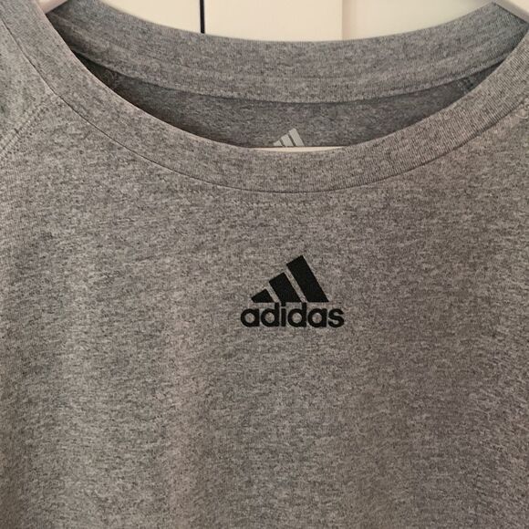 2 Adidas Mens Climalite Heather Gray Workout Logo Blue T-Shirt Tee 2996A Medium - Picture 10 of 11